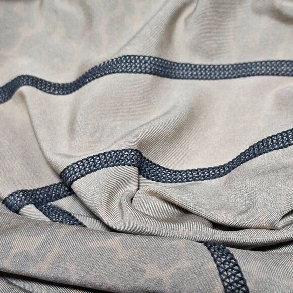 Varley Women's Let's Move High Rise 25" Leggings - Cluster Leopard - Picture 5 of 6